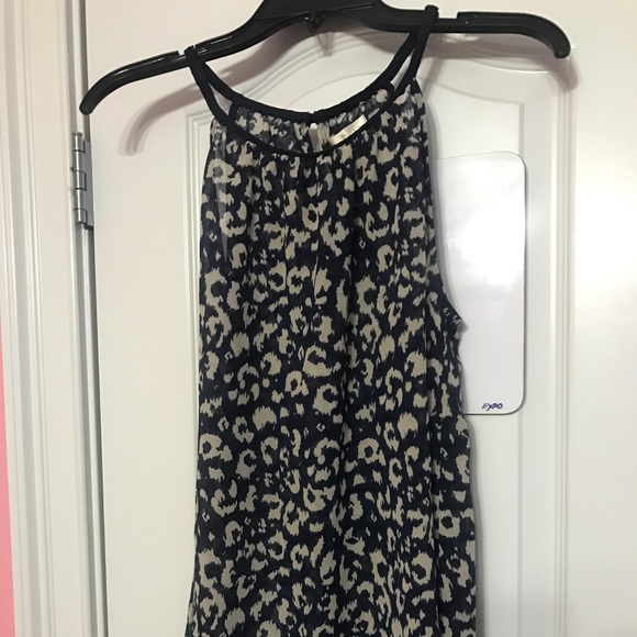 Boutique Top - Picture 1 of 4